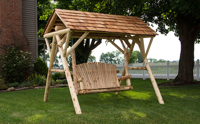 Swing with canopy roof