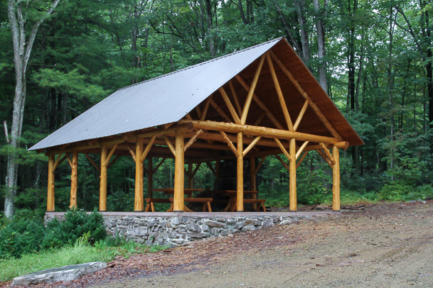 Canopy Bedroom Suite